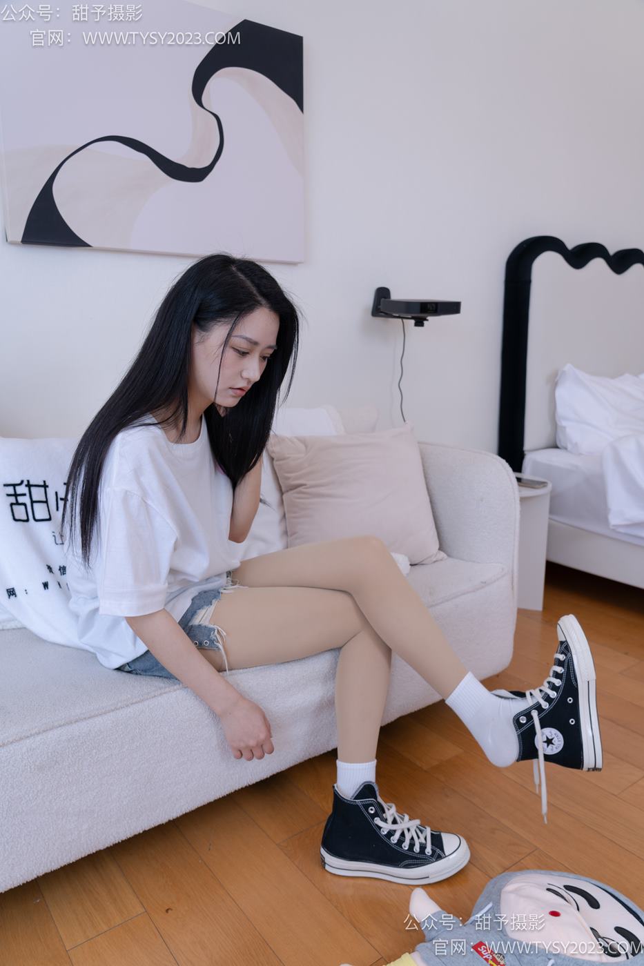 图片[56]-甜予摄影 NO.072 澜澜-帆布鞋、白棉袜、踩蜡笔小新玩偶剧情[125P] – 速更版-美库