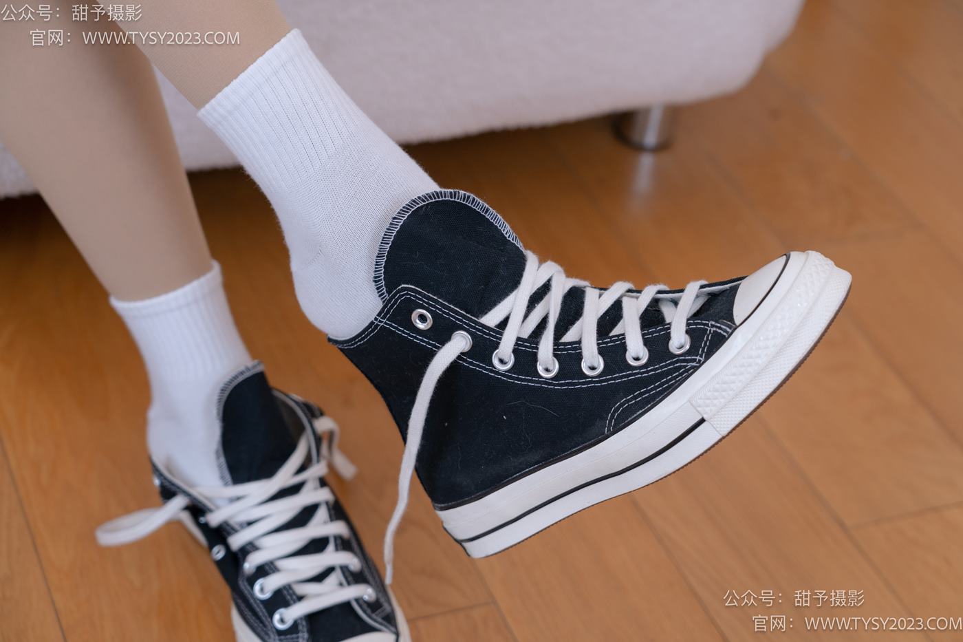 图片[61]-甜予摄影 NO.072 澜澜-帆布鞋、白棉袜、踩蜡笔小新玩偶剧情[125P] – 速更版-美库