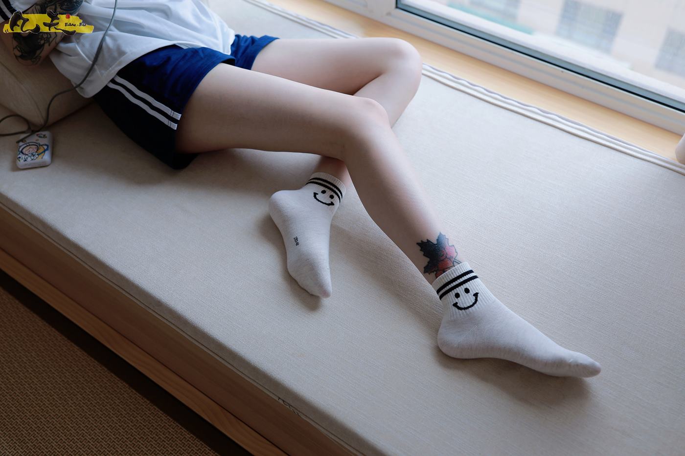 图片[92]-凡夫摄影 NO.0003 – 纹身美少女小恩原味棉袜裸足[208P] – 速更版-美库