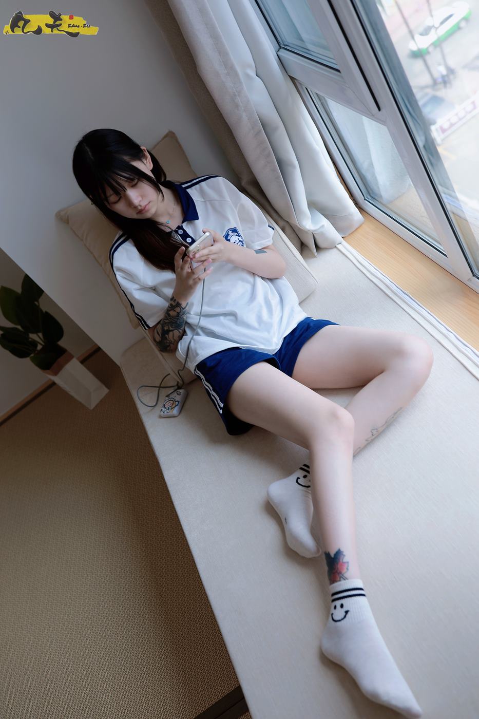 图片[93]-凡夫摄影 NO.0003 – 纹身美少女小恩原味棉袜裸足[208P] – 速更版-美库