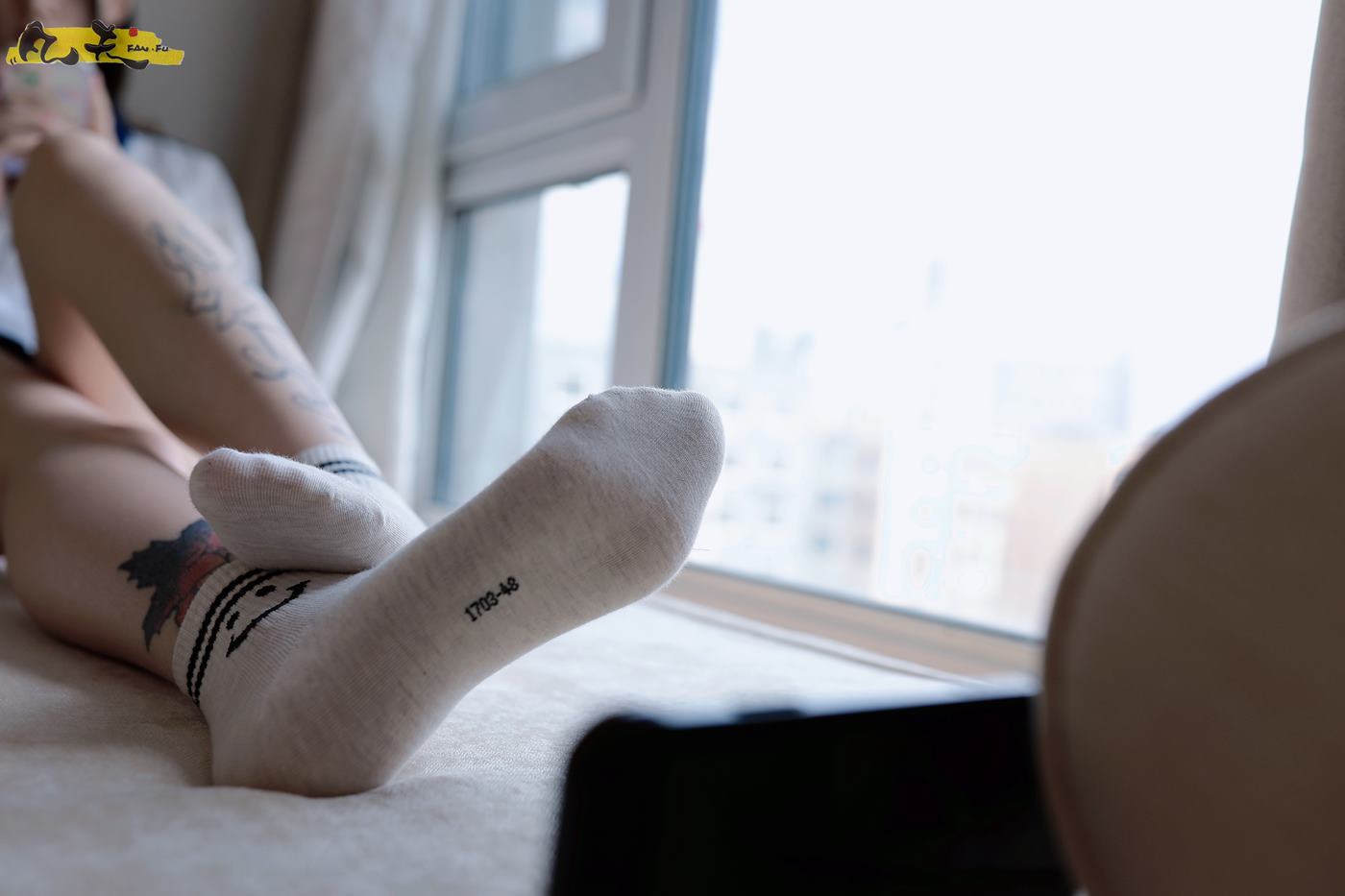 图片[104]-凡夫摄影 NO.0003 – 纹身美少女小恩原味棉袜裸足[208P] – 速更版-美库