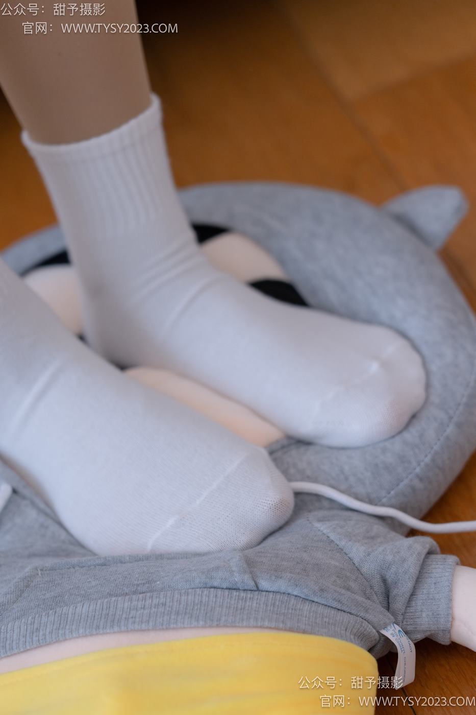图片[86]-甜予摄影 NO.072 澜澜-帆布鞋、白棉袜、踩蜡笔小新玩偶剧情[125P] – 速更版-美库