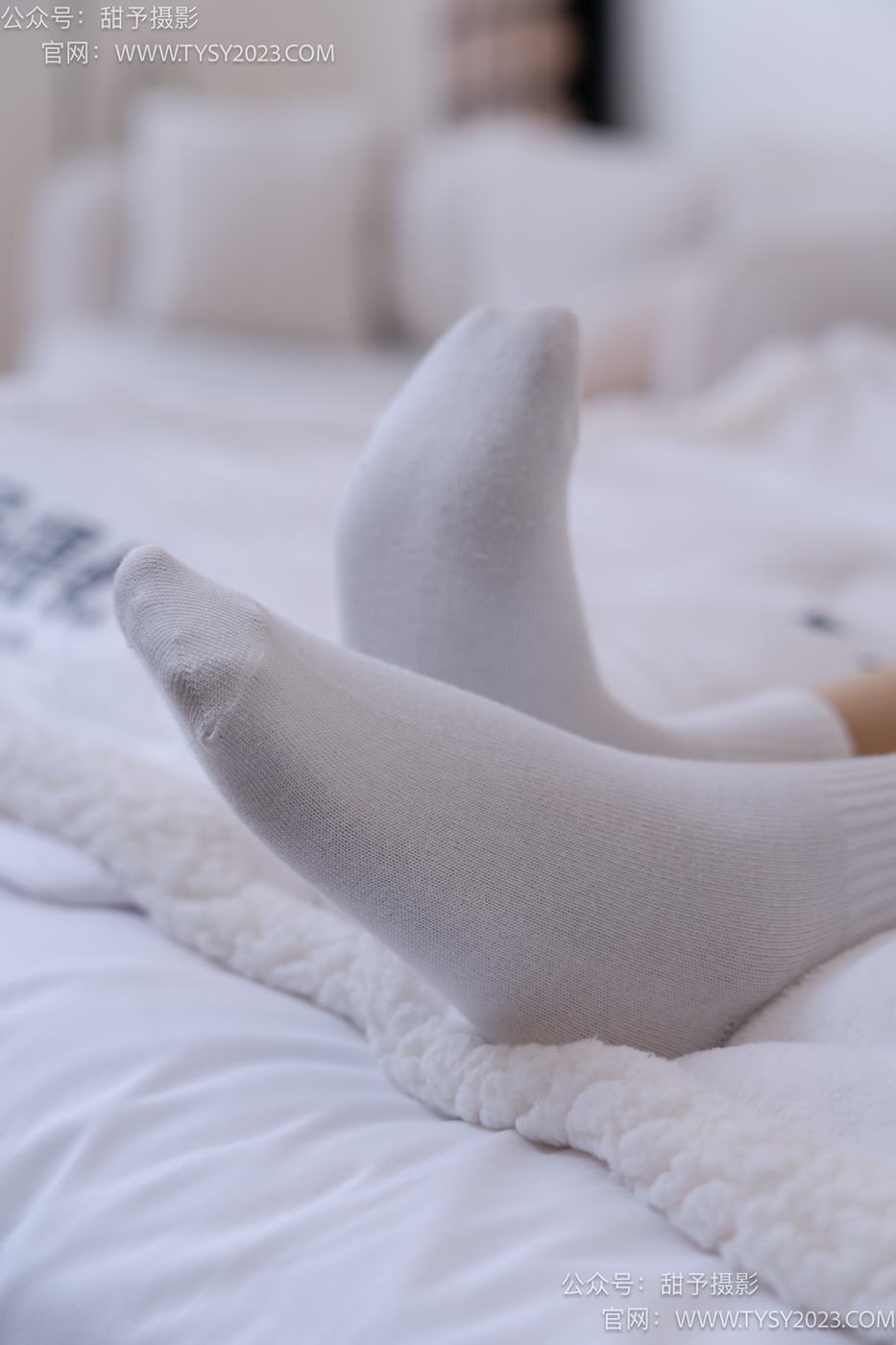 图片[102]-甜予摄影 NO.072 澜澜-帆布鞋、白棉袜、踩蜡笔小新玩偶剧情[125P] – 速更版-美库