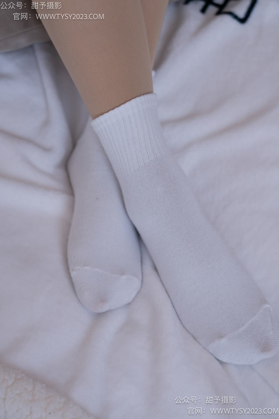 图片[115]-甜予摄影 NO.072 澜澜-帆布鞋、白棉袜、踩蜡笔小新玩偶剧情[125P] – 速更版-美库