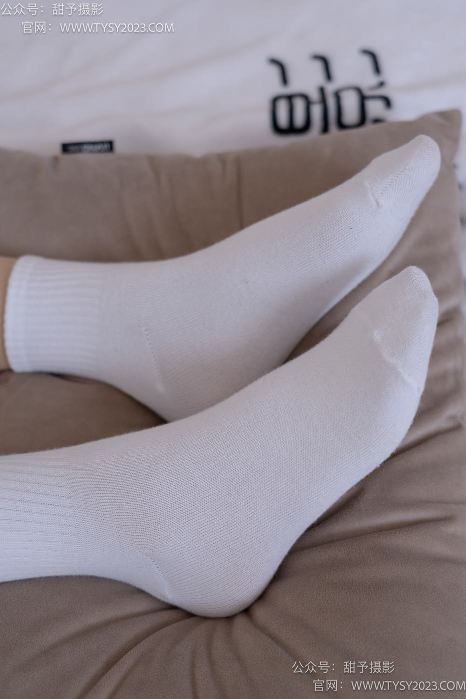 图片[119]-甜予摄影 NO.072 澜澜-帆布鞋、白棉袜、踩蜡笔小新玩偶剧情[125P] – 速更版-美库