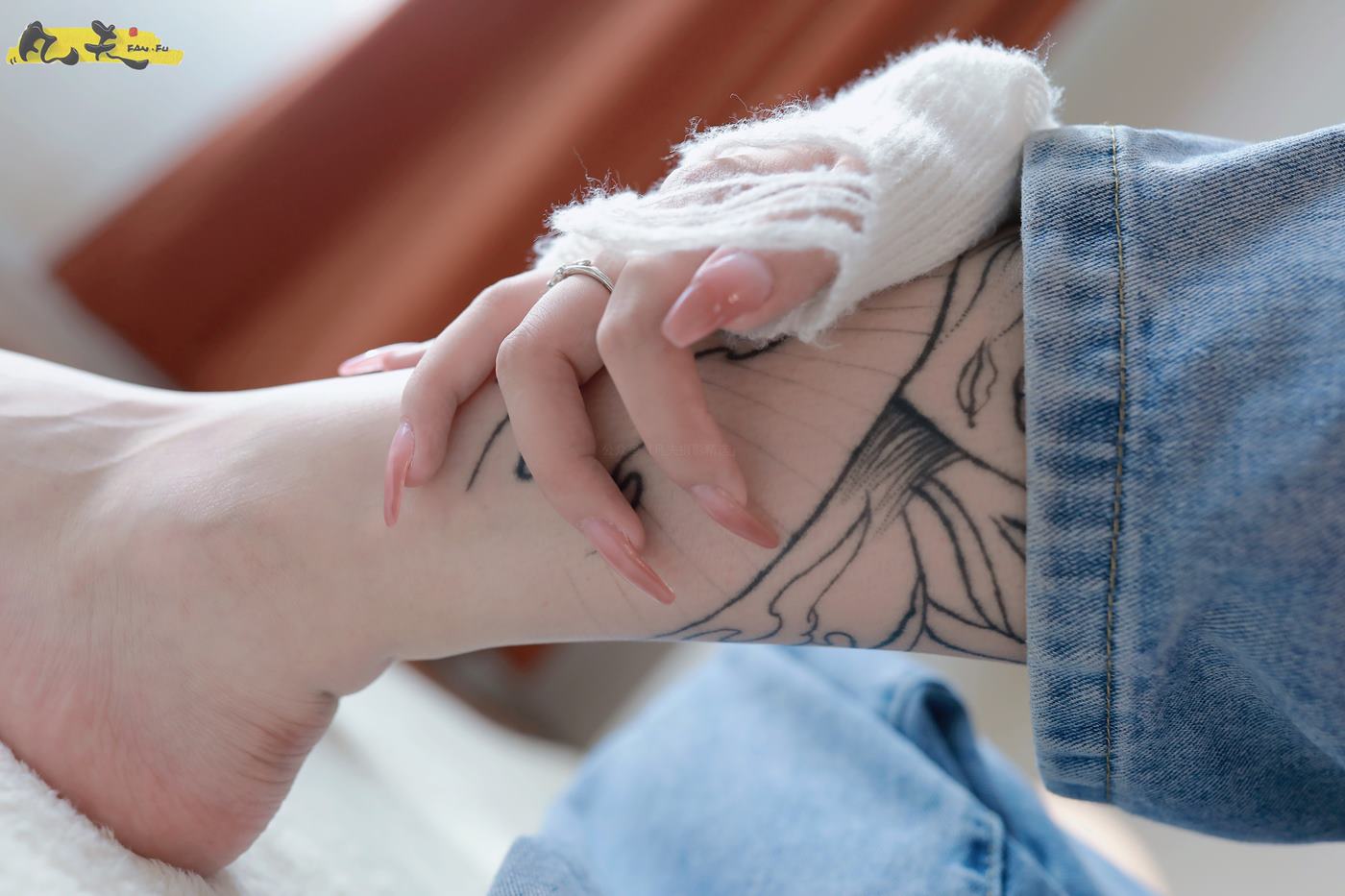 图片[98]-凡夫摄影 NO.0004 – 小恩白棉袜裸足[184P] – 速更版-美库