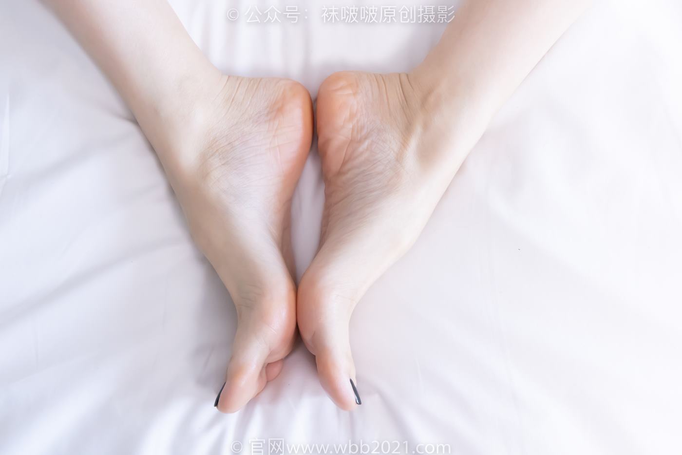 图片[123]-[BoBoSocks袜啵啵]NO.417 稚予-板鞋、白棉袜、裸足、裸足部分脚底抹精油[199P] – 速更版-美库