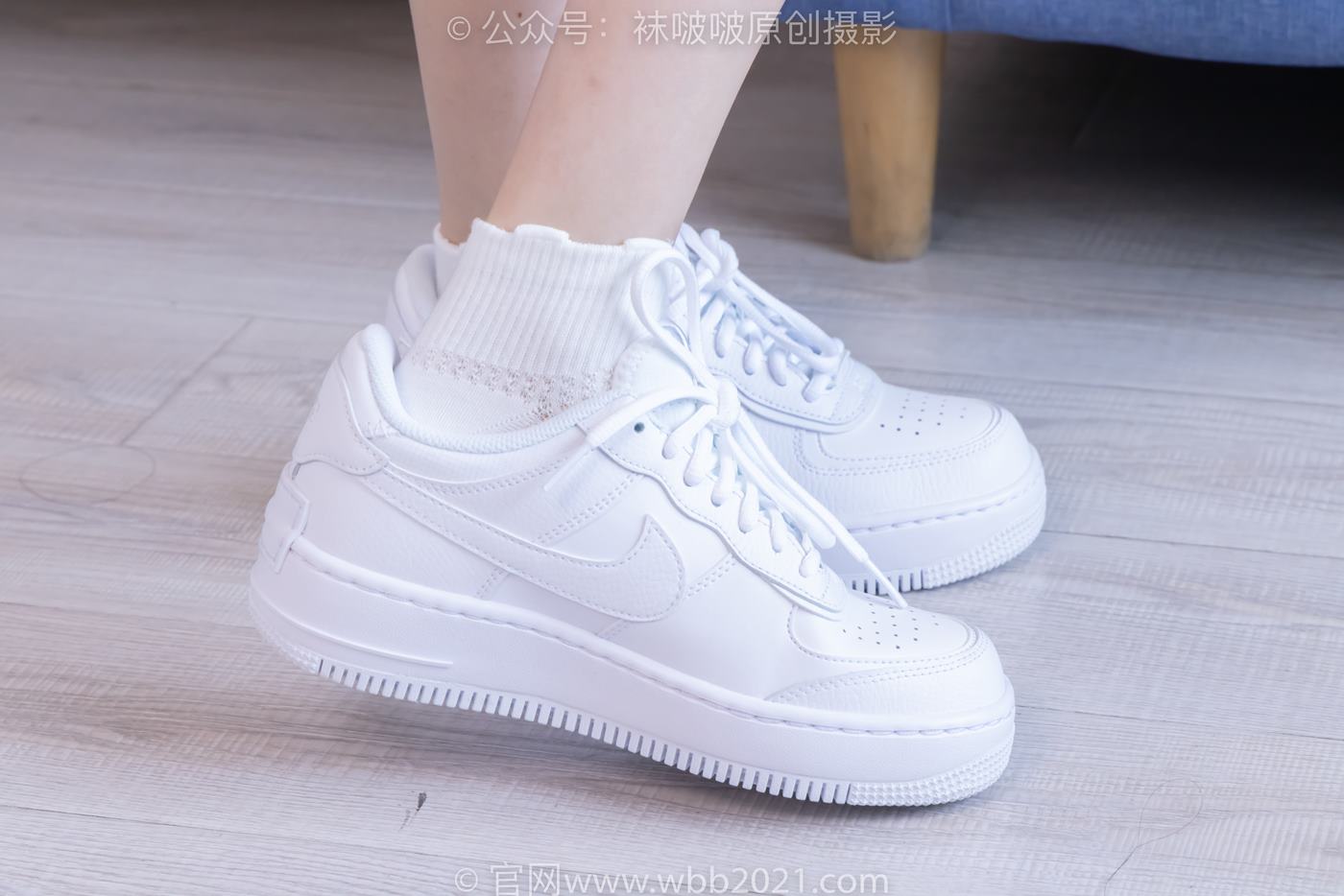 图片[200]-[BoBoSocks袜啵啵]NO.417 稚予-板鞋、白棉袜、裸足、裸足部分脚底抹精油[199P] – 速更版-美库