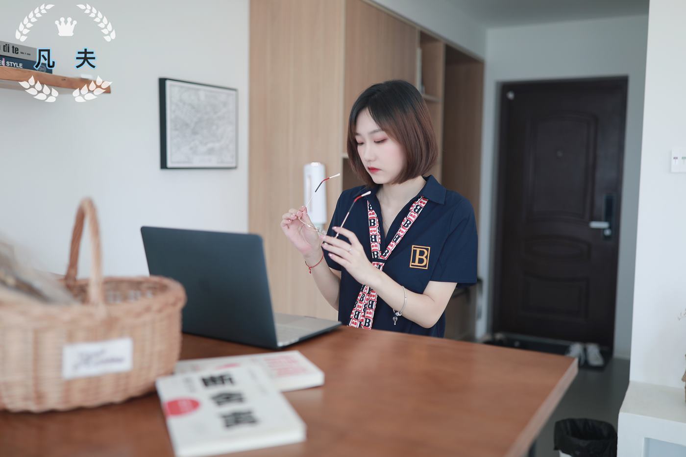 图片[83]-凡夫摄影 NO.0005 – 子轩连衣裙高跟美足[191P] – 速更版-美库