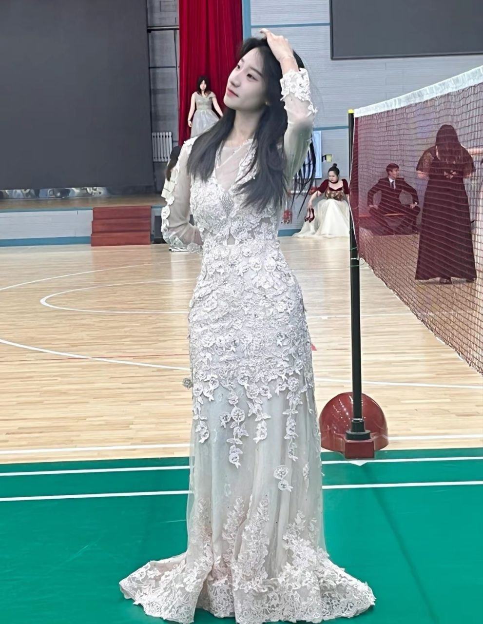 图片[14]-脚模面试脸足同框套路系列-007-09号-165 103 37.5小主播 忽悠闺蜜一起拍脚[16P] – 速更版-美库