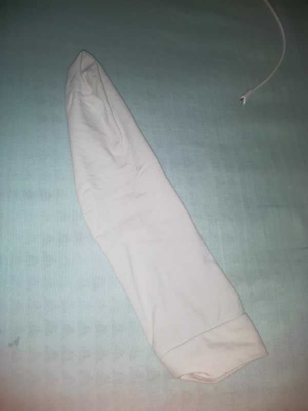 图片[11]-脚模面试脸足同框套路系列-009-11号-166 94 37举牌 踩屏 身材展示[15P] – 速更版-美库