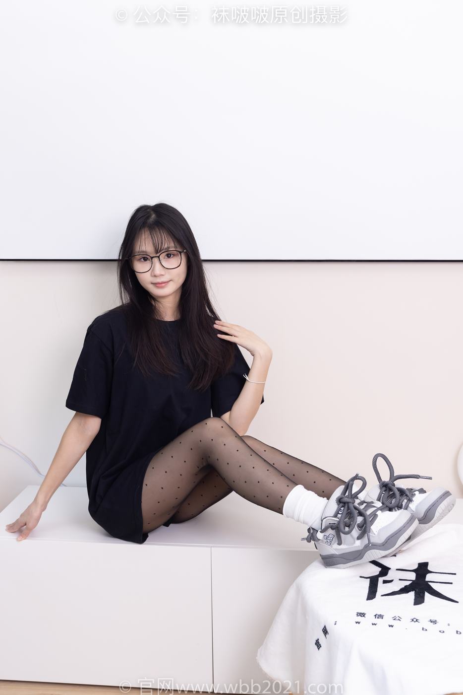 图片[13]-[BoBoSocks袜啵啵]NO.418 甜甜圈-板鞋、白棉袜、波点黑丝[145P] – 速更版-美库