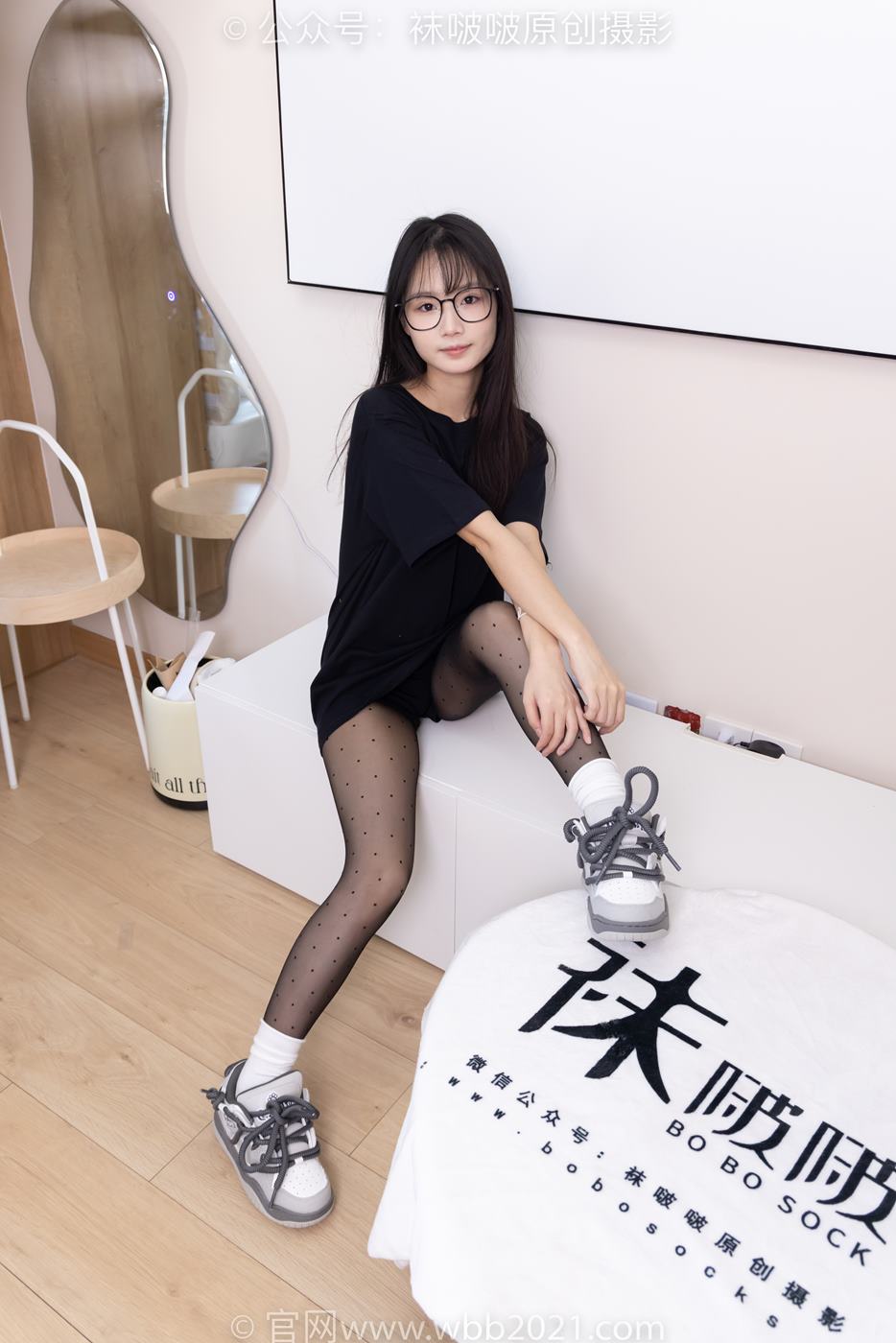 图片[20]-[BoBoSocks袜啵啵]NO.418 甜甜圈-板鞋、白棉袜、波点黑丝[145P] – 速更版-美库