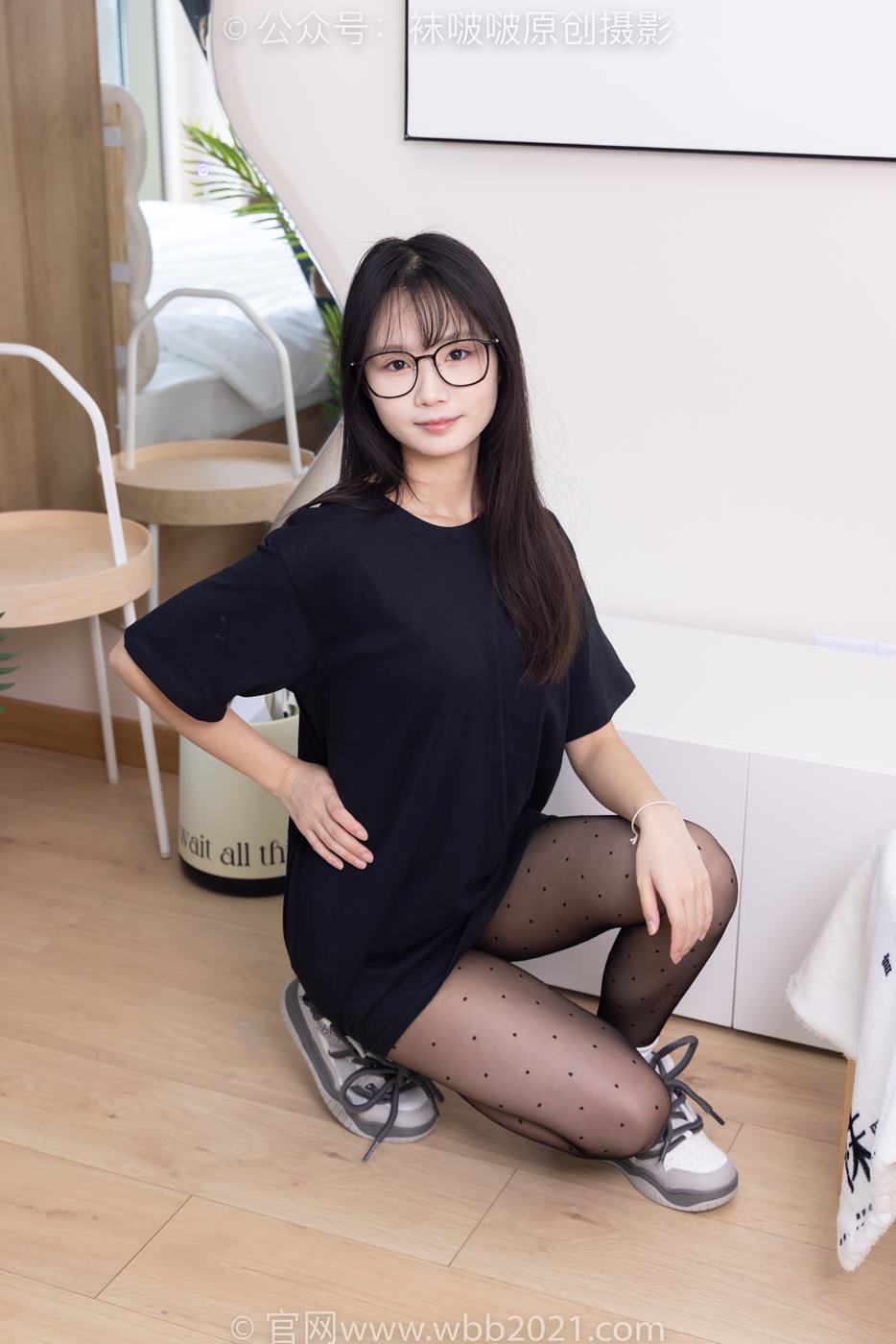 图片[26]-[BoBoSocks袜啵啵]NO.418 甜甜圈-板鞋、白棉袜、波点黑丝[145P] – 速更版-美库