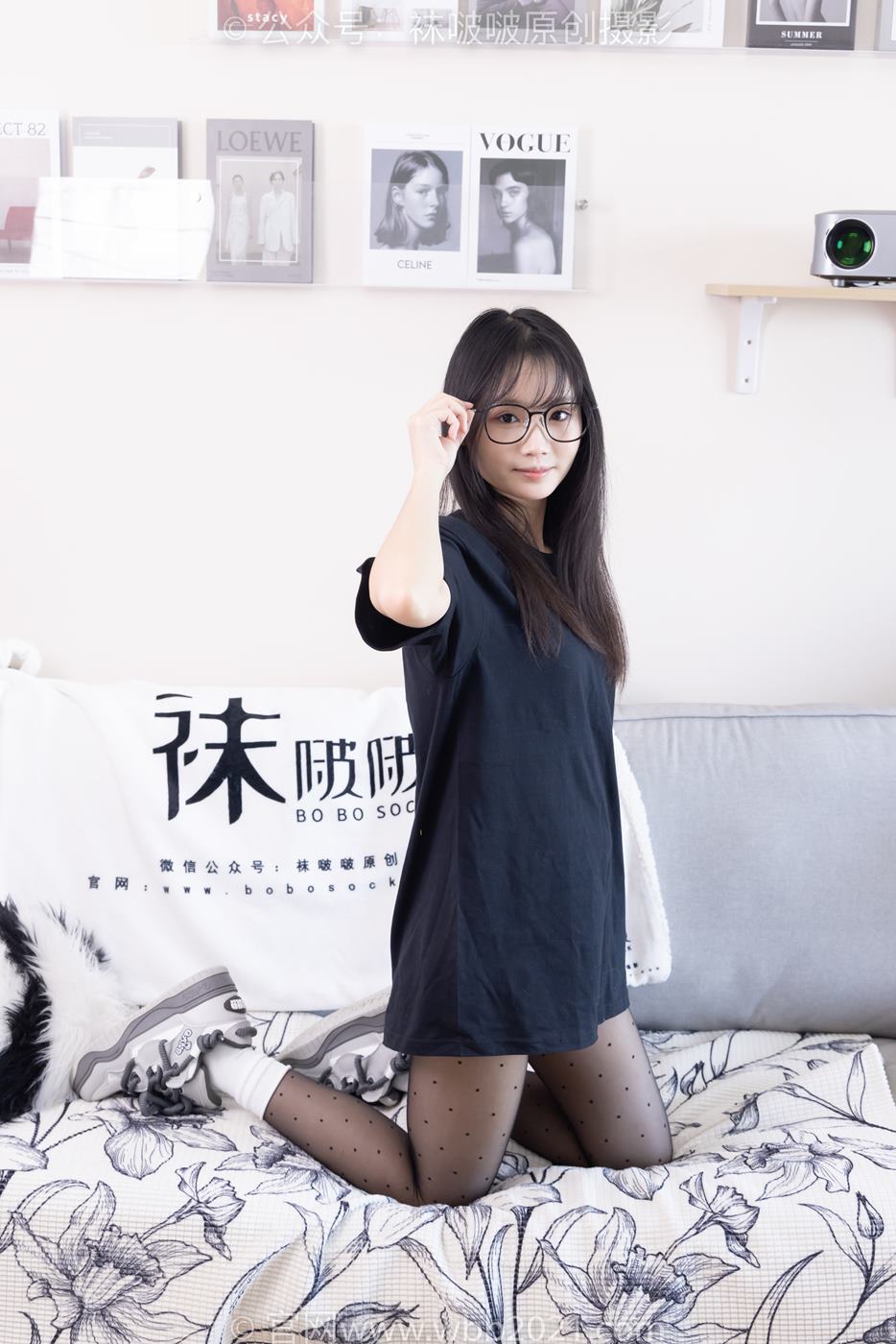 图片[35]-[BoBoSocks袜啵啵]NO.418 甜甜圈-板鞋、白棉袜、波点黑丝[145P] – 速更版-美库