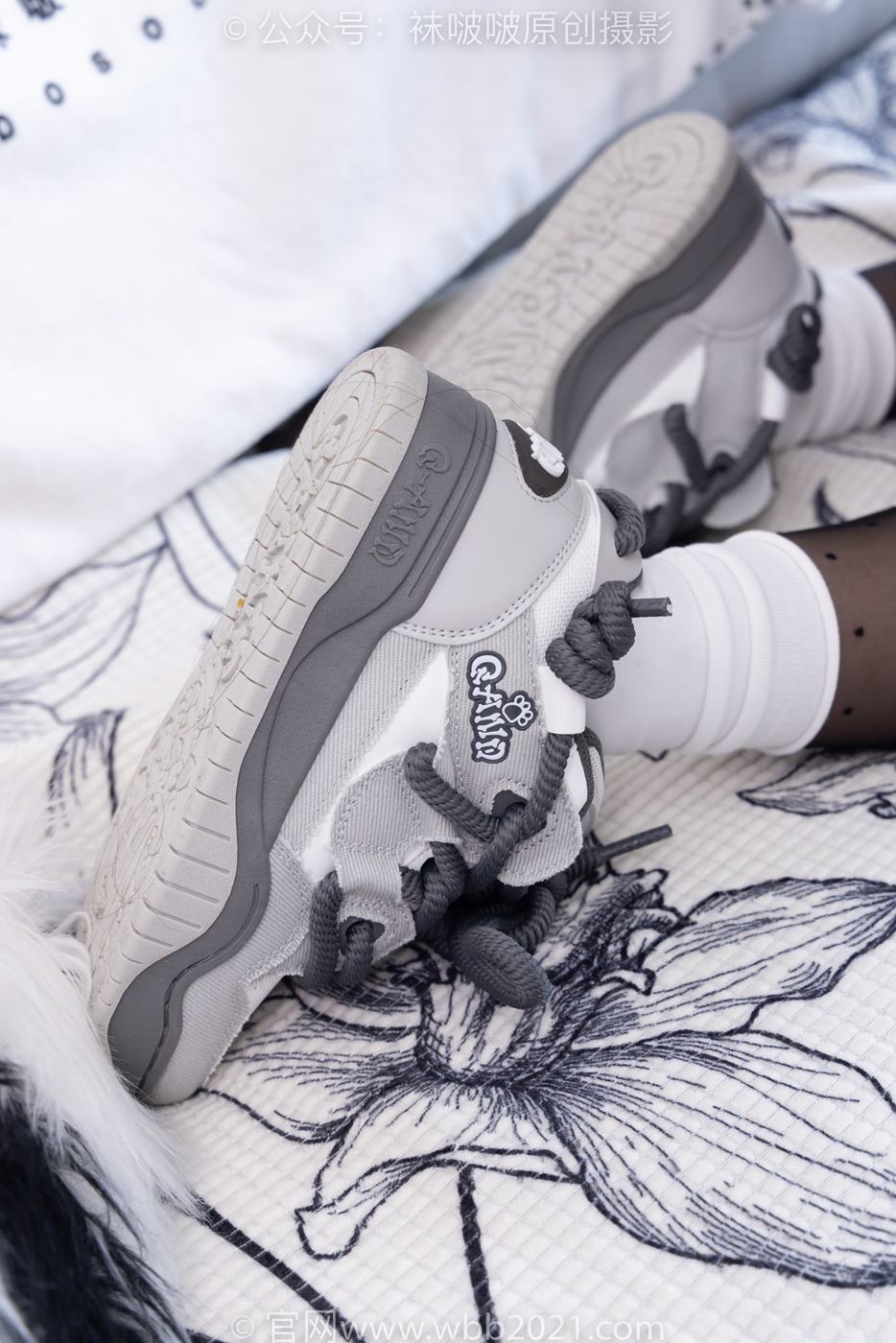 图片[41]-[BoBoSocks袜啵啵]NO.418 甜甜圈-板鞋、白棉袜、波点黑丝[145P] – 速更版-美库