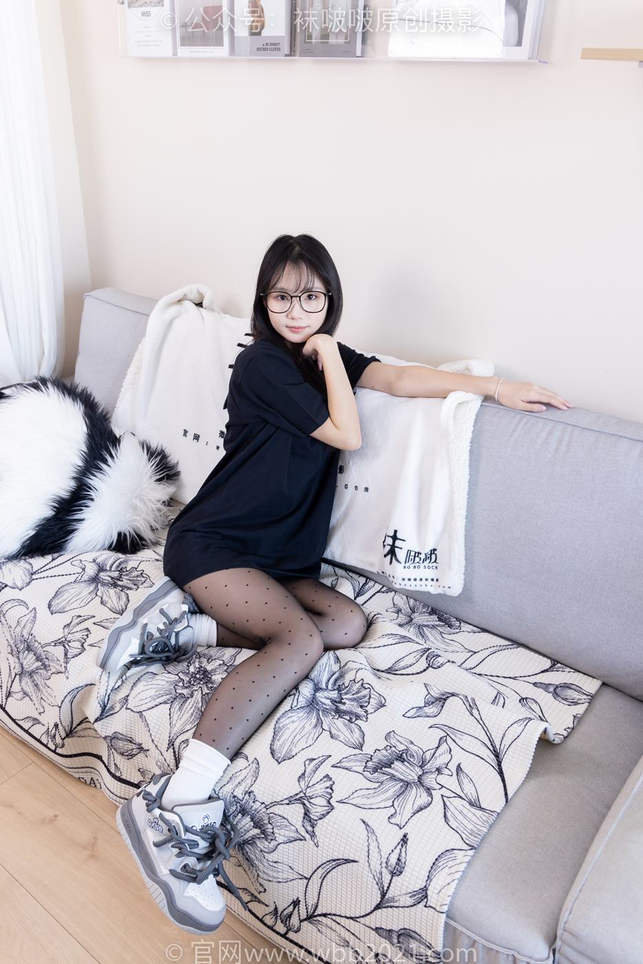 图片[47]-[BoBoSocks袜啵啵]NO.418 甜甜圈-板鞋、白棉袜、波点黑丝[145P] – 速更版-美库