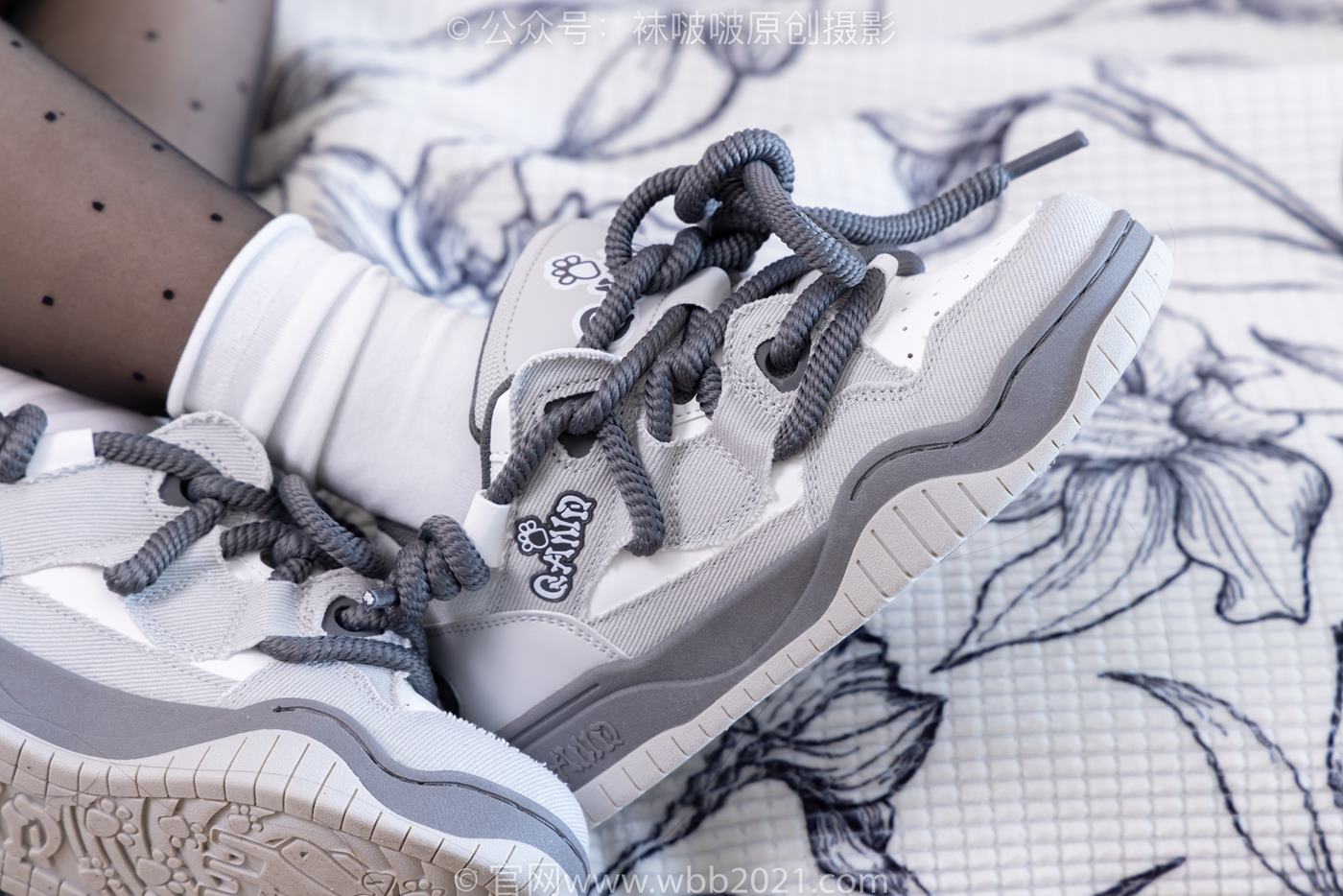 图片[53]-[BoBoSocks袜啵啵]NO.418 甜甜圈-板鞋、白棉袜、波点黑丝[145P] – 速更版-美库