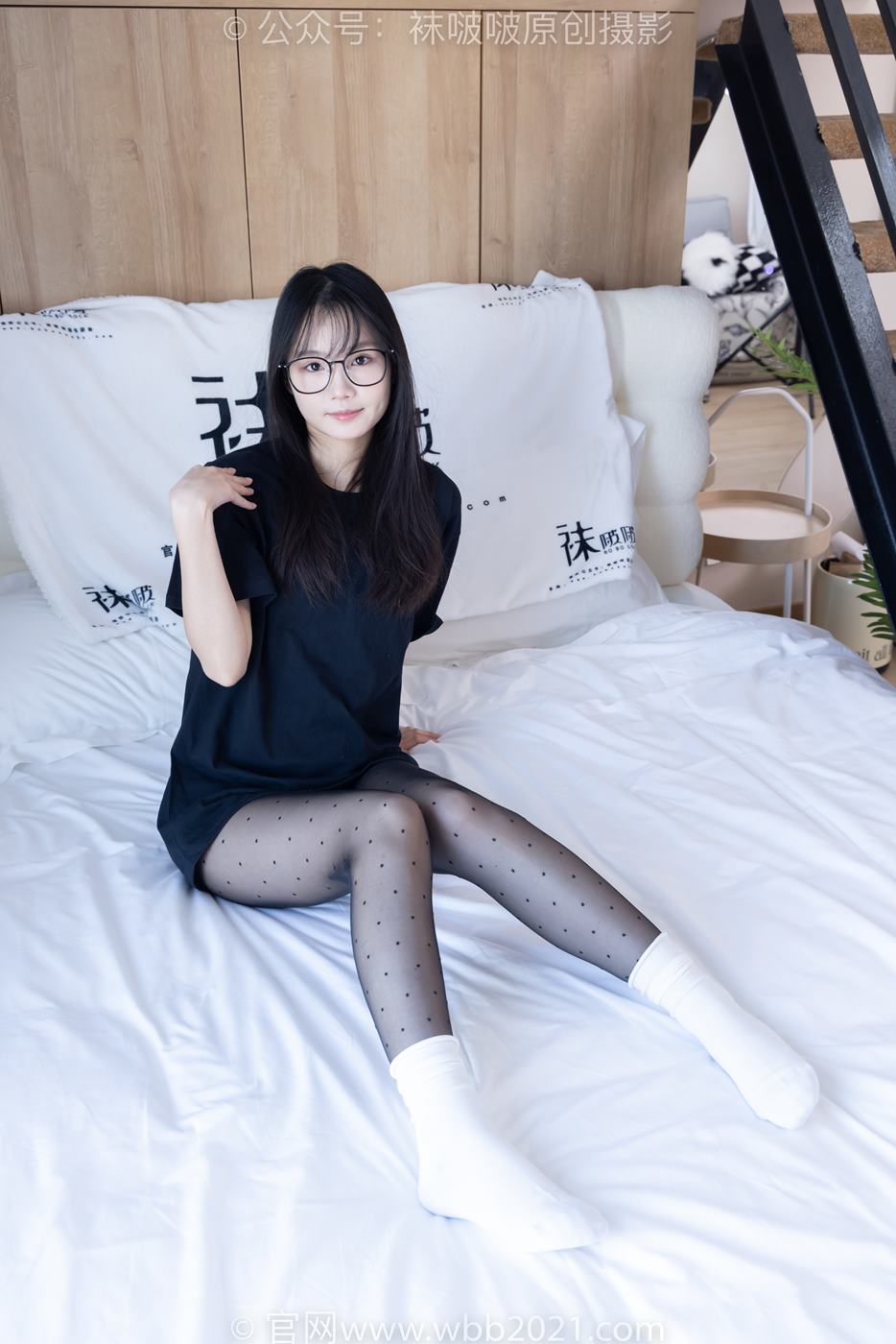 图片[103]-[BoBoSocks袜啵啵]NO.418 甜甜圈-板鞋、白棉袜、波点黑丝[145P] – 速更版-美库