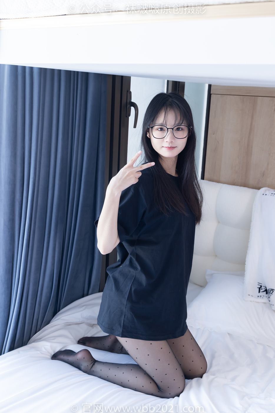 图片[111]-[BoBoSocks袜啵啵]NO.418 甜甜圈-板鞋、白棉袜、波点黑丝[145P] – 速更版-美库