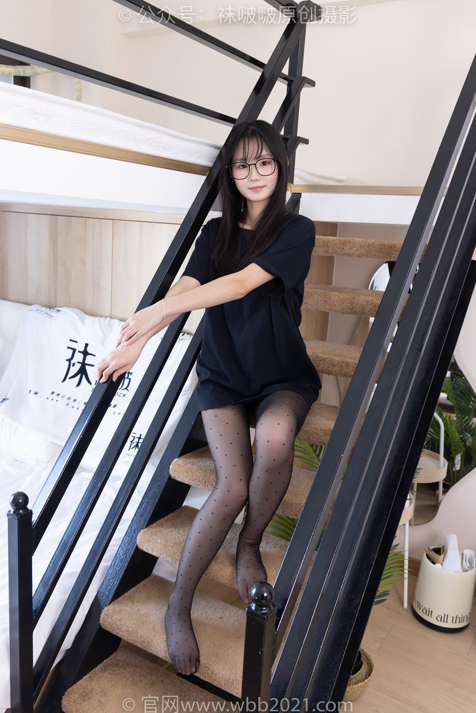 图片[124]-[BoBoSocks袜啵啵]NO.418 甜甜圈-板鞋、白棉袜、波点黑丝[145P] – 速更版-美库