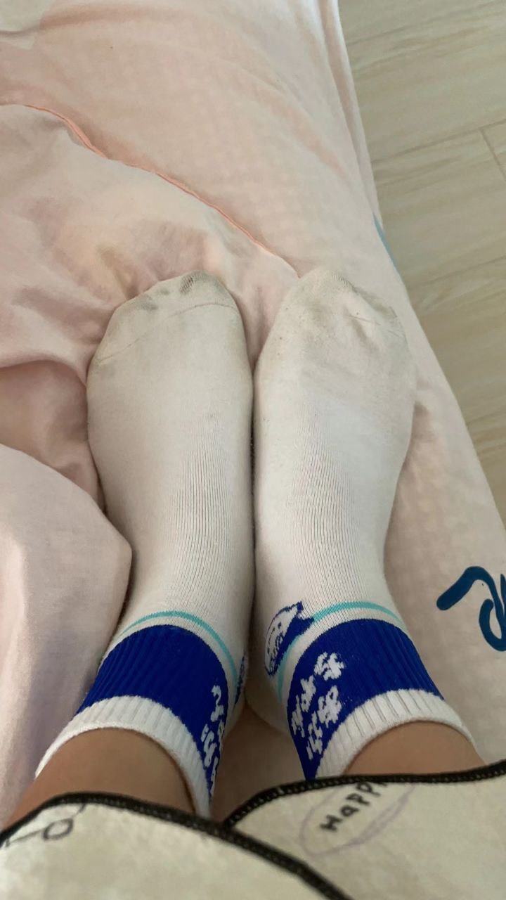 图片[26]-脚模面试脸足同框套路系列-013-15号-167 82 36素颜展示[32P] – 速更版-美库