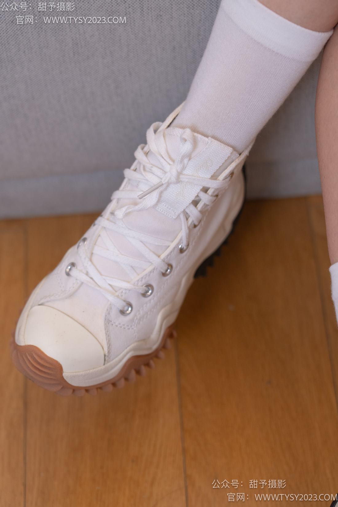 图片[12]-甜予摄影 NO.073 小语-运动鞋、白棉袜、裸足[131P] – 速更版-美库