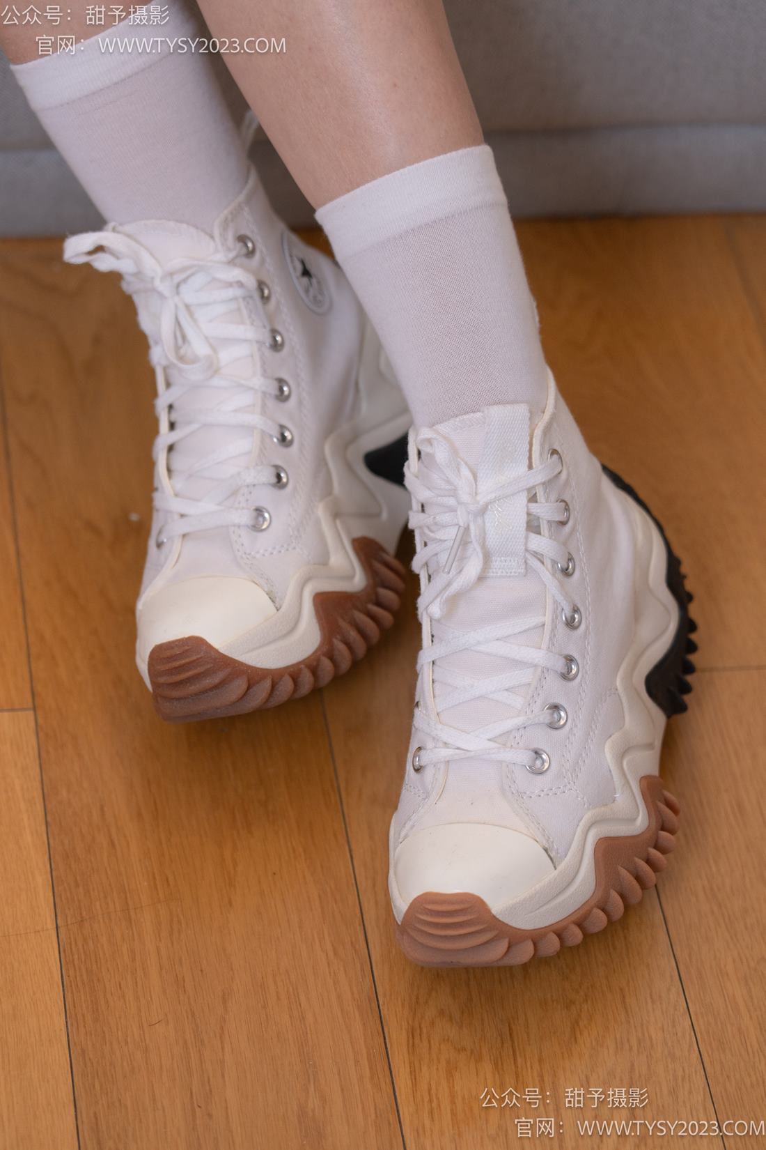 图片[15]-甜予摄影 NO.073 小语-运动鞋、白棉袜、裸足[131P] – 速更版-美库