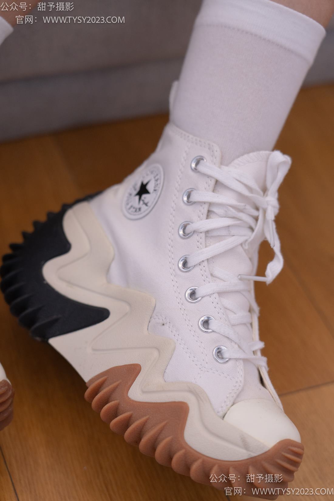 图片[36]-甜予摄影 NO.073 小语-运动鞋、白棉袜、裸足[131P] – 速更版-美库