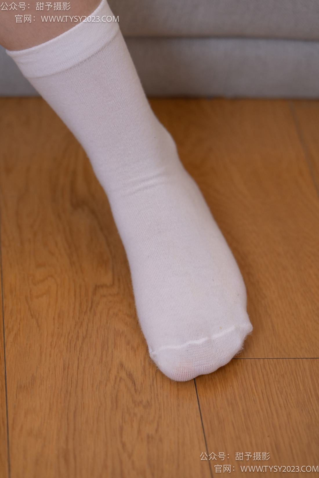 图片[44]-甜予摄影 NO.073 小语-运动鞋、白棉袜、裸足[131P] – 速更版-美库