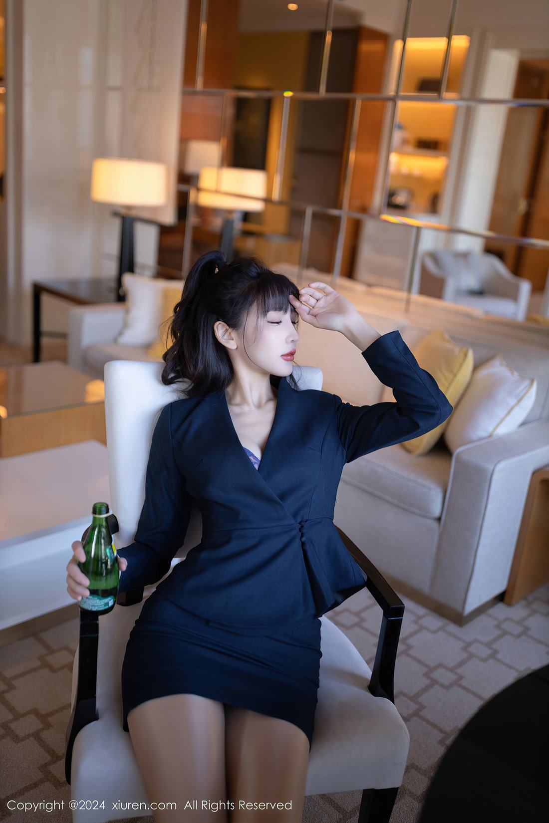 图片[23]-[Xiuren秀人网]2024.10.10 NO.9263 陆萱萱[25+1P] – 速更版-美库