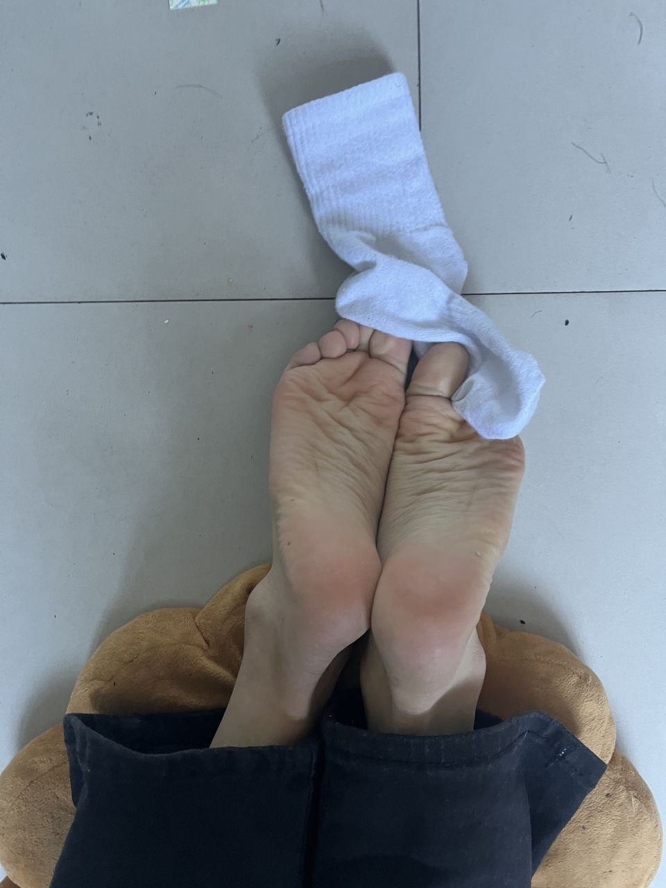 图片[36]-脚模面试脸足同框套路系列-014-16号-168 96 36口腔 舔脚[36P] – 速更版-美库