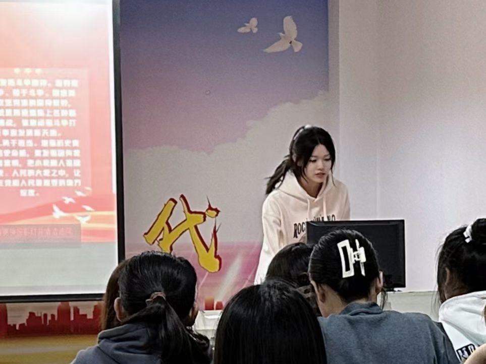 图片[13]-脚模面试脸足同框套路系列-016-18号-175 102 39高颜值 舞蹈校花撅屁股[28P] – 速更版-美库