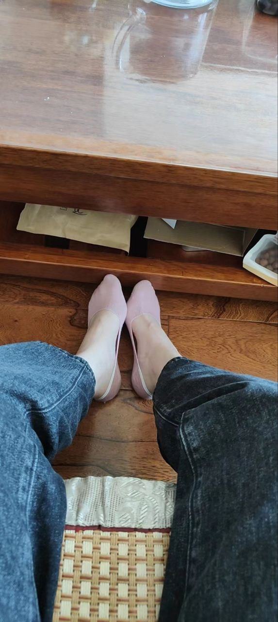 图片[26]-脚模面试脸足同框套路系列-016-18号-175 102 39高颜值 舞蹈校花撅屁股[28P] – 速更版-美库