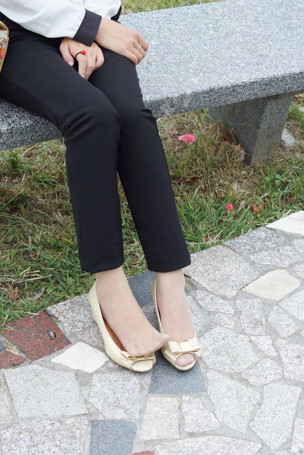 图片[16]-自由摄影 No.320 淡灰丝 小鱼嘴 美女 [61P] – 速更版-美库