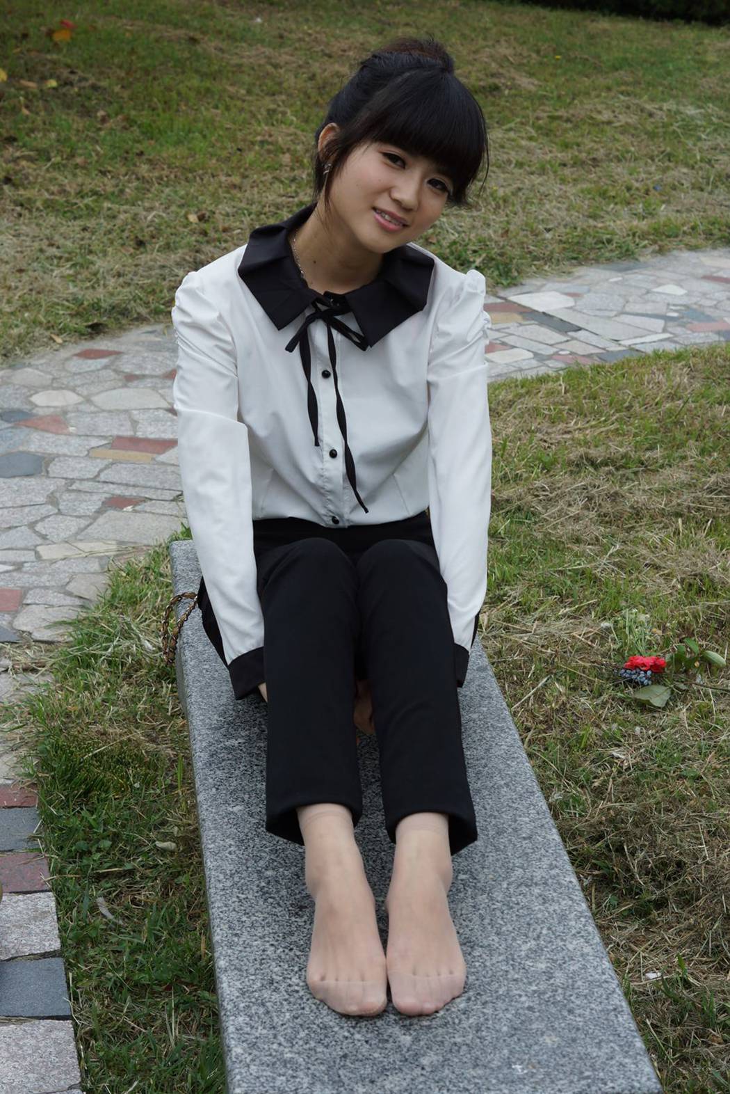 图片[19]-自由摄影 No.320 淡灰丝 小鱼嘴 美女 [61P] – 速更版-美库