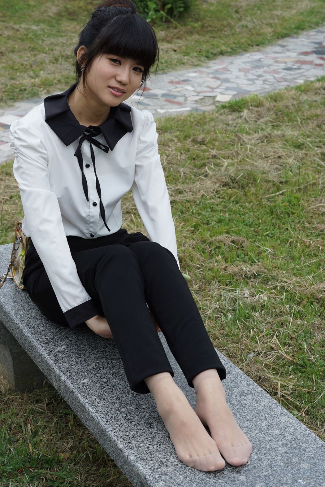 图片[20]-自由摄影 No.320 淡灰丝 小鱼嘴 美女 [61P] – 速更版-美库