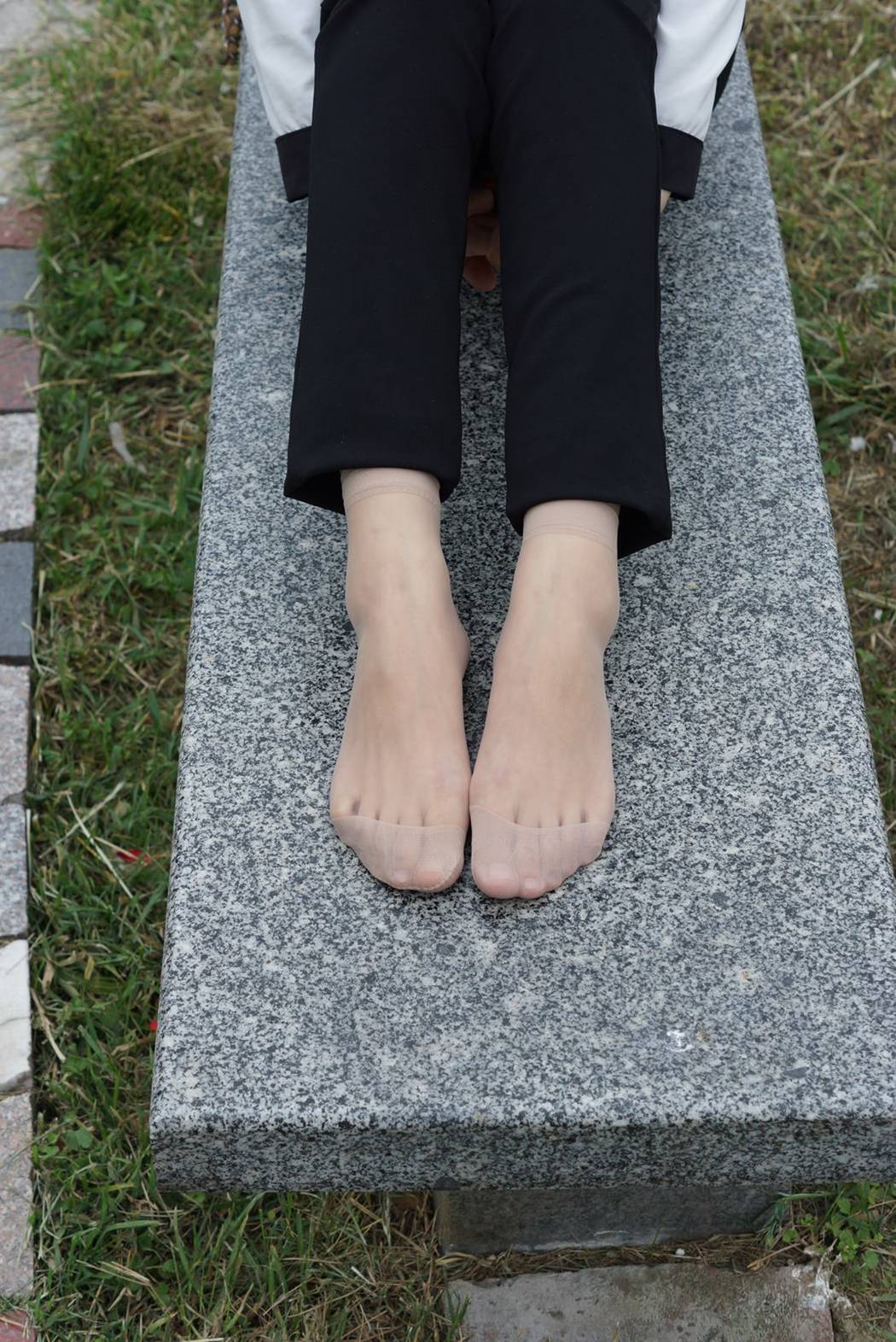 图片[21]-自由摄影 No.320 淡灰丝 小鱼嘴 美女 [61P] – 速更版-美库