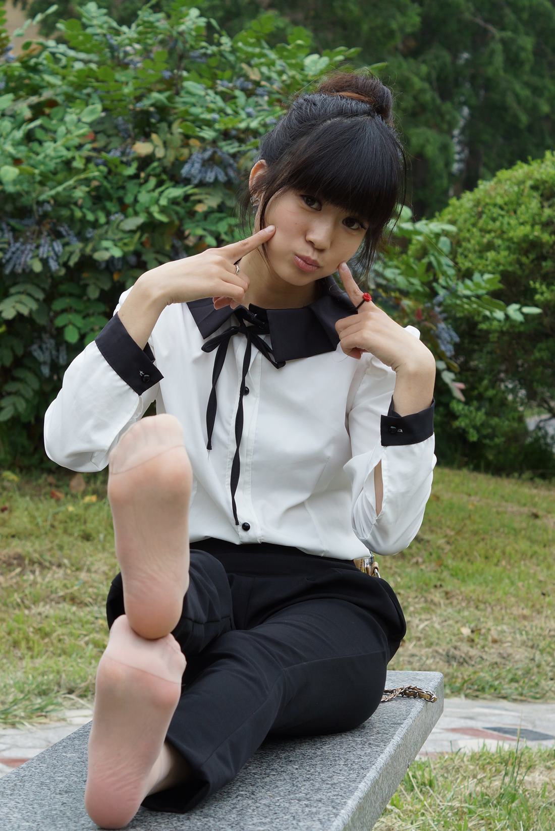 图片[29]-自由摄影 No.320 淡灰丝 小鱼嘴 美女 [61P] – 速更版-美库