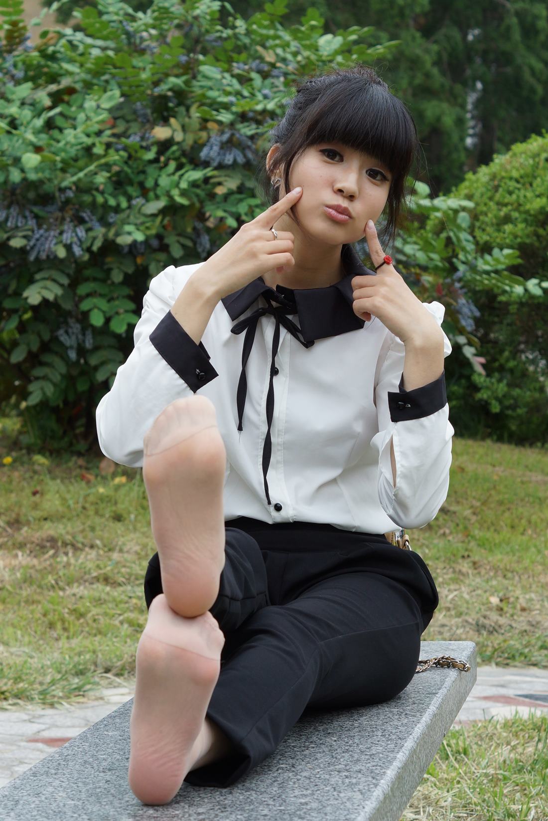 图片[30]-自由摄影 No.320 淡灰丝 小鱼嘴 美女 [61P] – 速更版-美库