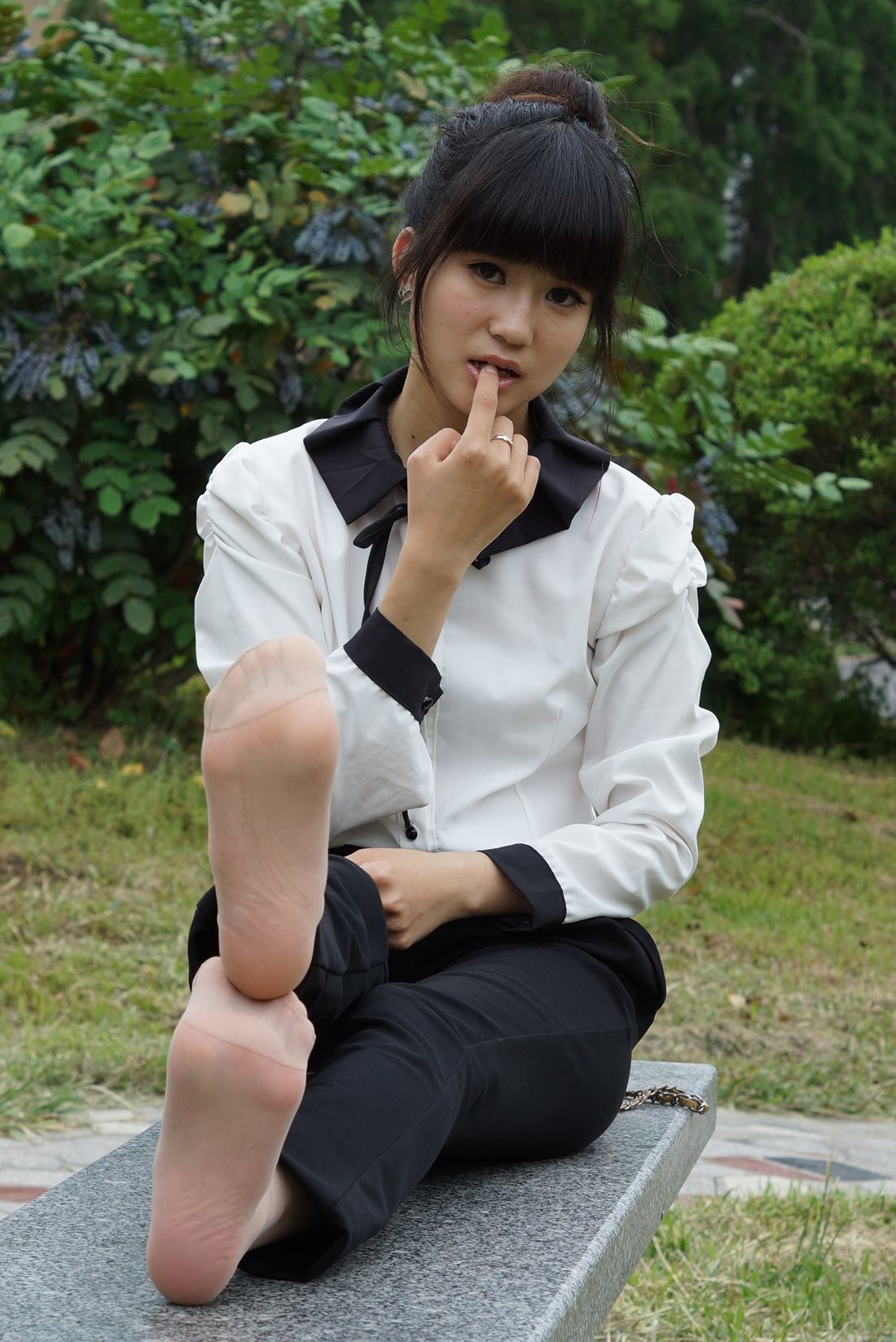 图片[31]-自由摄影 No.320 淡灰丝 小鱼嘴 美女 [61P] – 速更版-美库