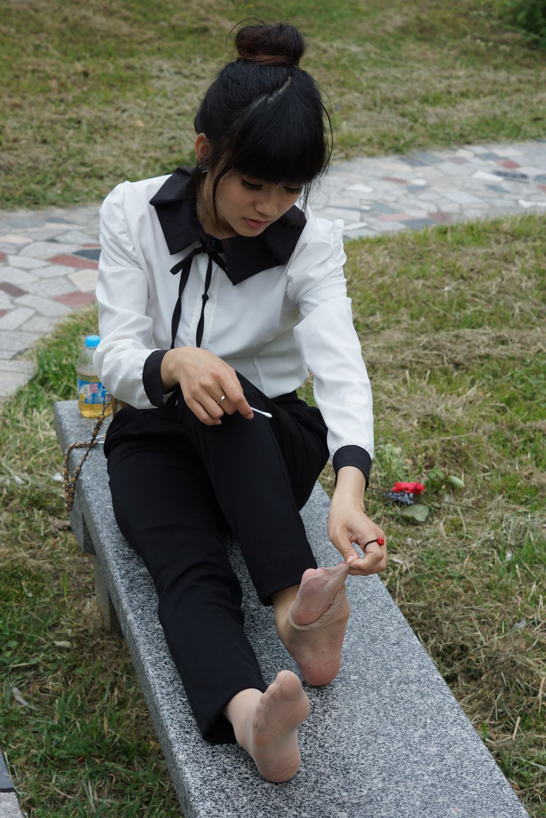 图片[35]-自由摄影 No.320 淡灰丝 小鱼嘴 美女 [61P] – 速更版-美库