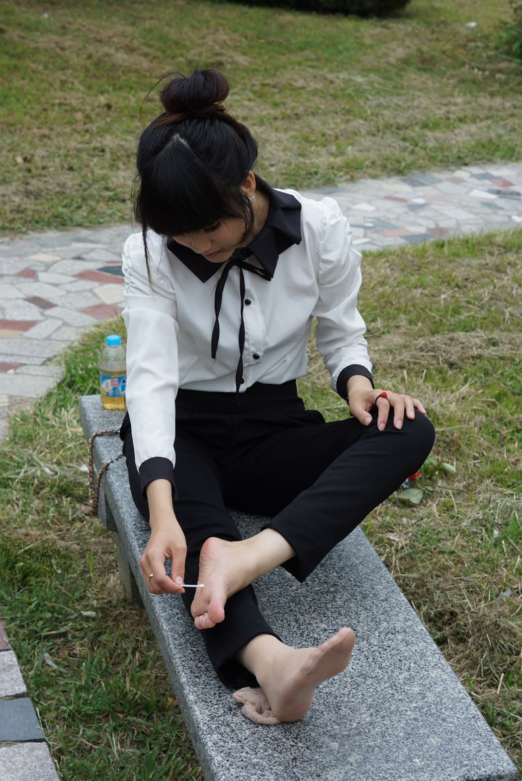 图片[48]-自由摄影 No.320 淡灰丝 小鱼嘴 美女 [61P] – 速更版-美库