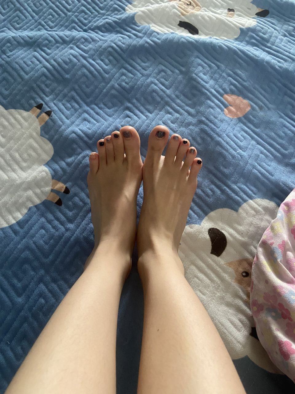 图片[16]-脚模面试脸足同框套路系列-019-21号-直播中被骂破防[18P] – 速更版-美库