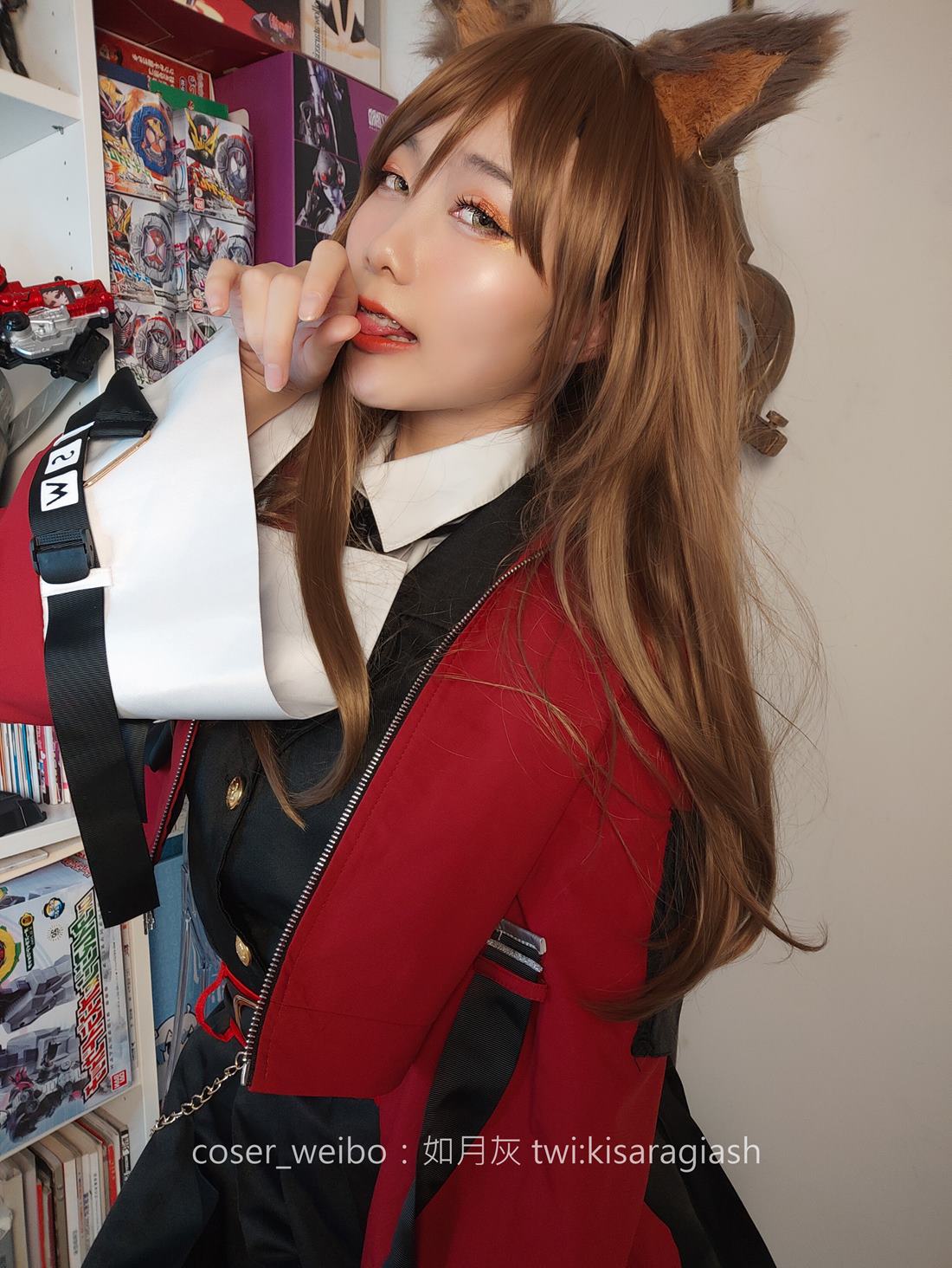 图片[121]-如月灰  – 天火[153P] – 速更版-美库