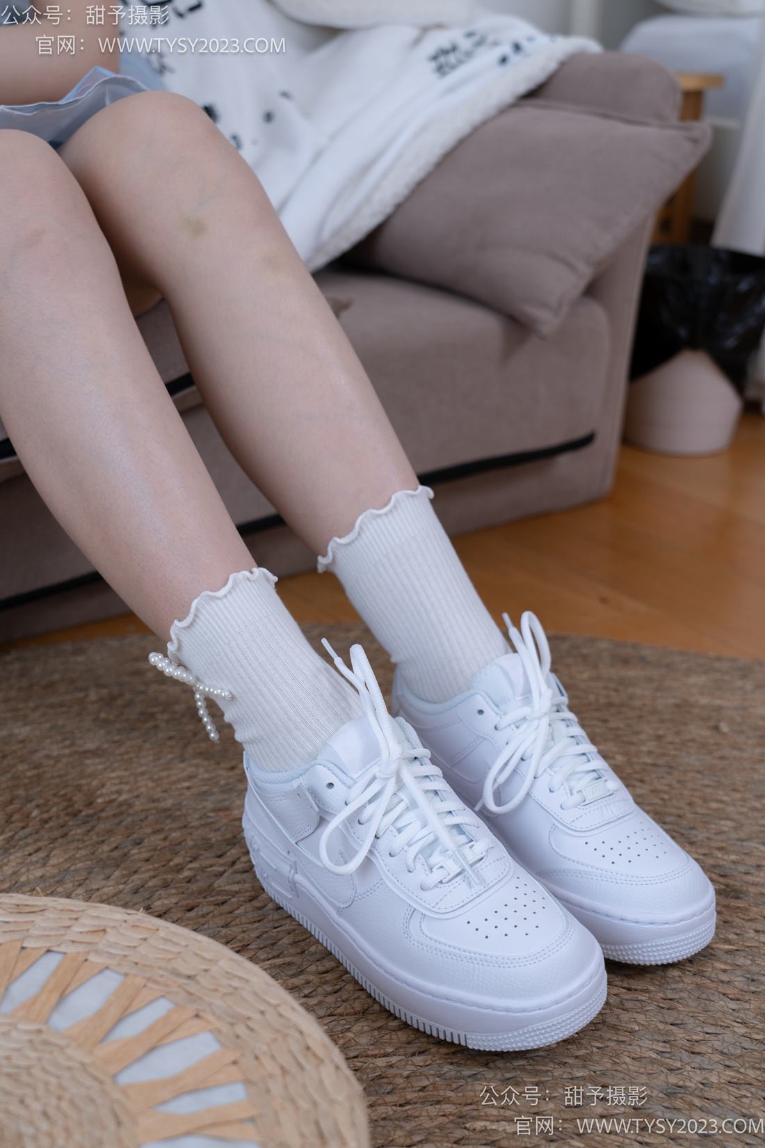 图片[24]-甜予摄影 NO.074 璇璇-板鞋、白棉袜[199P] – 速更版-美库