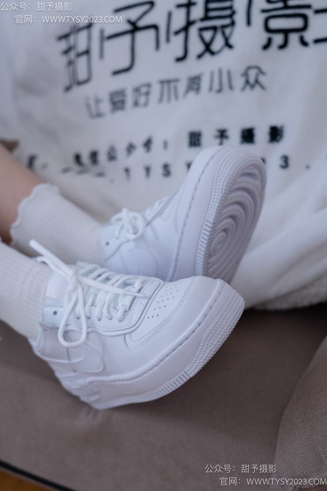 图片[33]-甜予摄影 NO.074 璇璇-板鞋、白棉袜[199P] – 速更版-美库