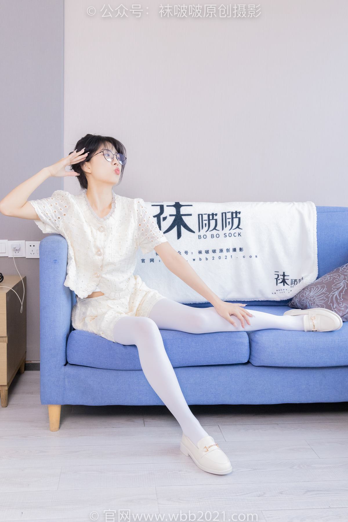 图片[14]-[BoBoSocks袜啵啵]NO.421 奶油-皮鞋、厚白丝、瑜伽动作时老头乐挠脚剧情[140P] – 速更版-美库