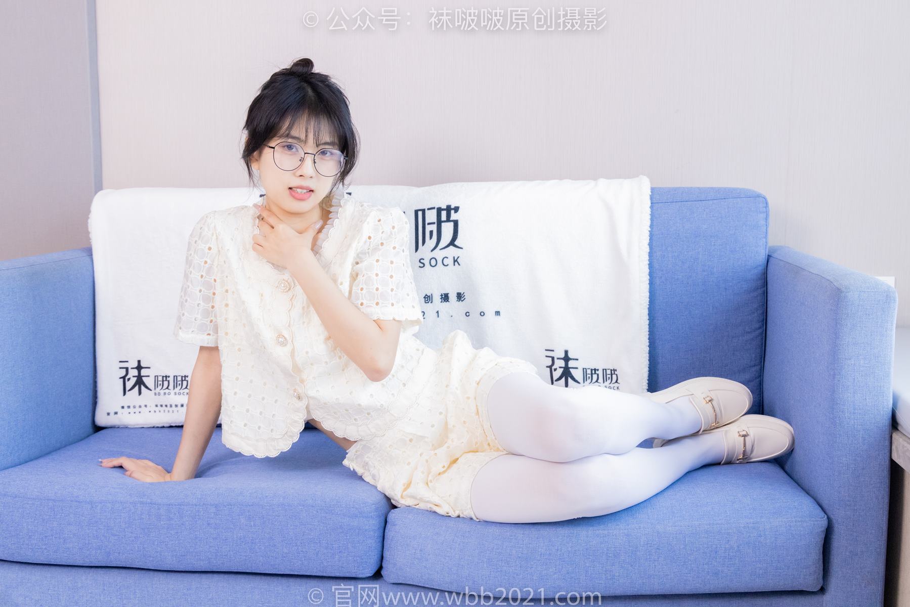 图片[38]-[BoBoSocks袜啵啵]NO.421 奶油-皮鞋、厚白丝、瑜伽动作时老头乐挠脚剧情[140P] – 速更版-美库