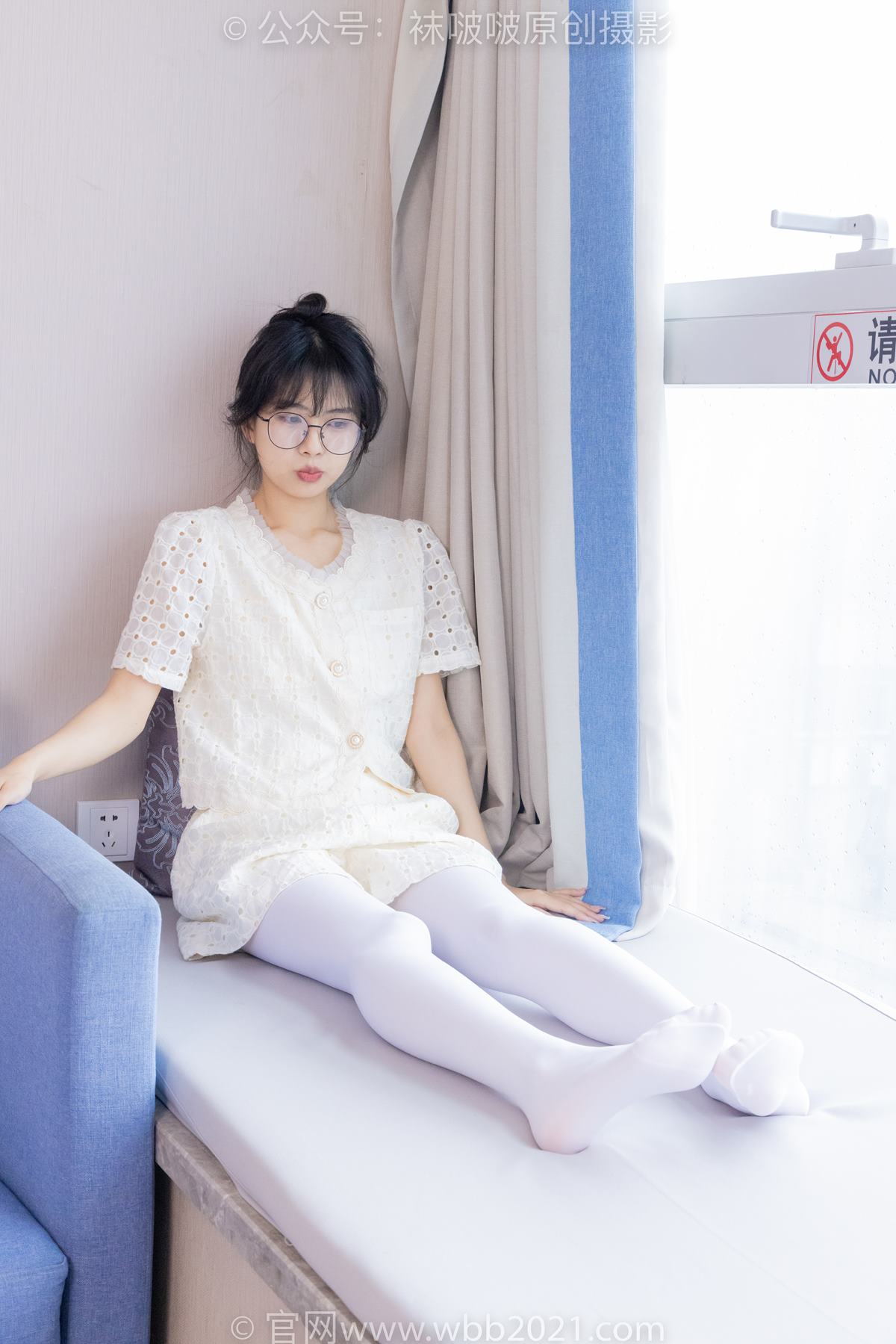 图片[81]-[BoBoSocks袜啵啵]NO.421 奶油-皮鞋、厚白丝、瑜伽动作时老头乐挠脚剧情[140P] – 速更版-美库